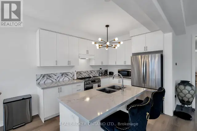 171 FLOOD AVENUE Clarington (Newcastle), Ontario63005669505537124