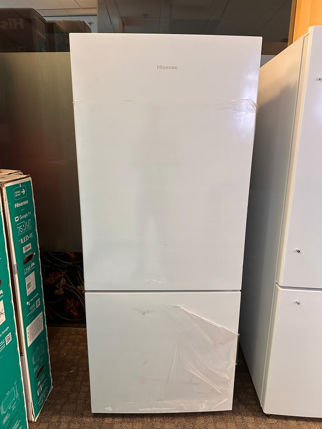 Hisense 14.8 CU.FT. Bottom Mount Refrigerator with warranty
