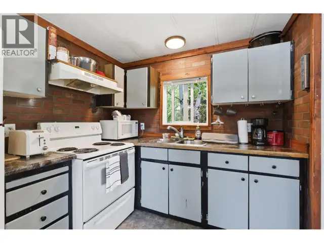 173 WESTCOAST ROAD Williams Lake, British Columbia in Houses for Sale in Williams Lake - Image 6