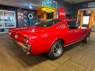 1966 Mustang fastback ( ENGLISH VERSION BRELOW) moteur 289PC en parfaite condition bucket seat avec...