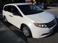 CAR PROOF VERIFIED 100% ACCIDENT FREE. LIKE NEW INSIDE IN AND OUT. FINISHED IN PEARL WHITE WITH GREY... (image 6)