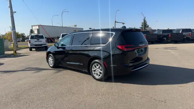 2024 Chrysler Pacifica64519955600897123