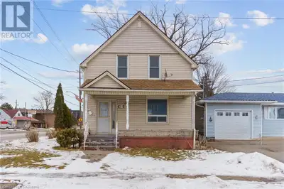 21 BRIDGE Street E Port Colborne, Ontario