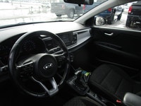 2018 Kia Rio **CONTENT AUTO SPÉCIALISTE DU FINANCEMENT MAISON SANS ENQUETE CREDIT **Obtenez le meill... (image 1)