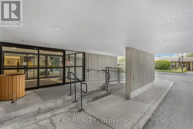 1501 - 1081 AMBLESIDE DRIVE Ottawa, Ontario in Condos for Sale in Ottawa - Image 4