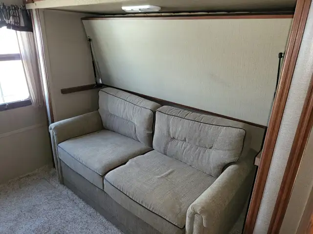 2014 Keystone OUTBACK 312 BH in Travel Trailers & Campers in St. Albert - Image 35