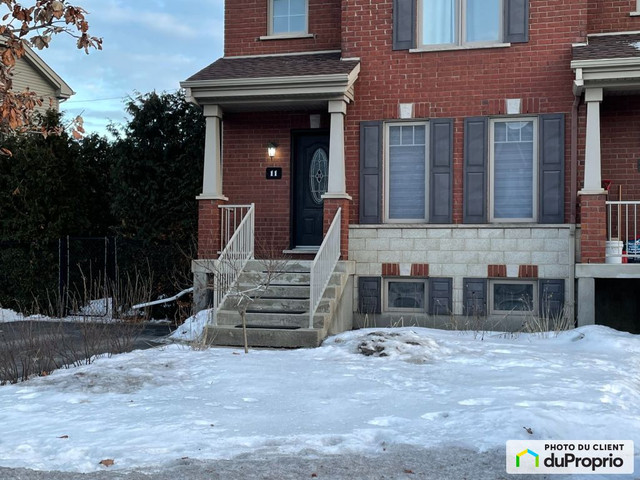 569 000$ - Maison en rangée / de ville à vendre à Candiac dans Maisons à vendre  à Longueuil/Rive Sud