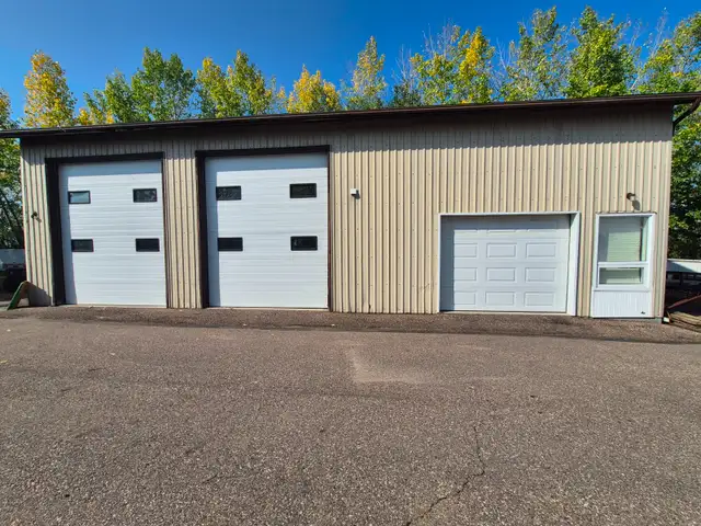 10 acre Home and Shop for sale - 2 miles East of Bonnyville,AB in Houses for Sale in Edmonton - Image 9