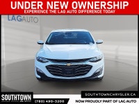 2024 Chevrolet Malibu LT 1LT Experience the Chevrolet Malibu LT with only 43715 km on the odometer.... (image 1)