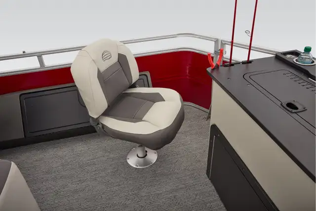 2026 Sun Tracker Fishin' Barge 22 XP3 TRITOON-pontoon boat in Powerboats & Motorboats in Vernon - Image 31