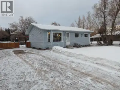 Charming and well-maintained 3-bedroom, 1-bath home located on Tower Street in Telkwa, BC. This 945...