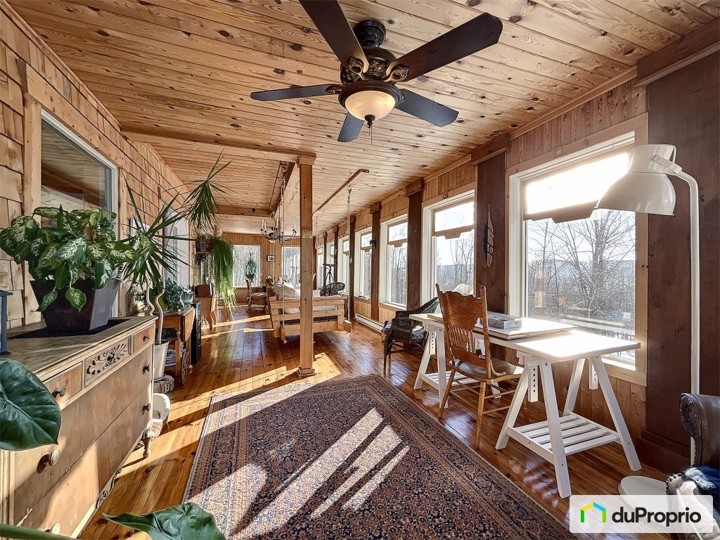 $999,500 - 3 Storey for sale in Canton-de-Hatley — photo 1