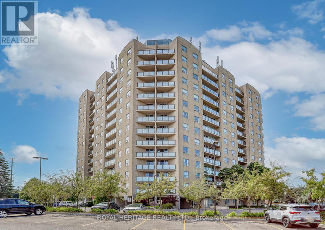 #611 -2 WESTNEY RD N Ajax, Ontario in Condos for Sale in Oshawa / Durham Region - Image 4