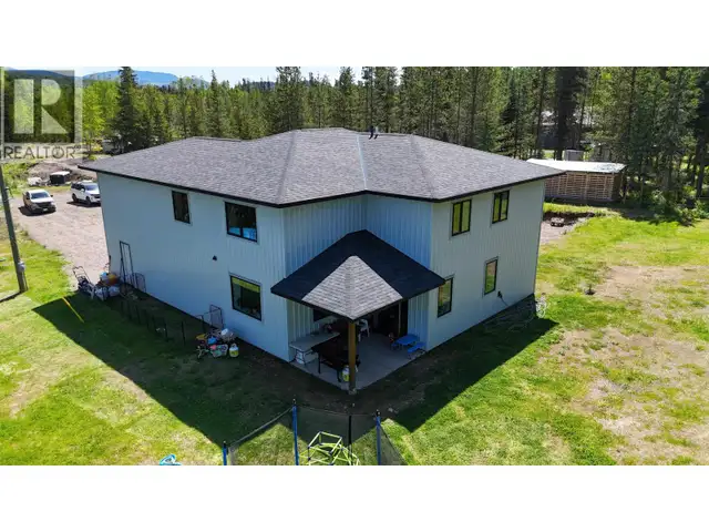 24151 RIVER ROAD Smithers, British Columbia in Houses for Sale in Smithers - Image 3