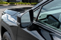 Key Features: ALLOY WHEELS, BLIND SPOT, KEYLESS ENTRY, POWER ADJUSTABLE SEATS, LUMBER SUPPORT, MEMOR... (image 9)