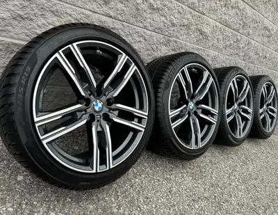 Pirelli Sottozero3 Run Flat Winter Tires and original staggered 19 inch BMW 5 | 8 Series "Style 727M...