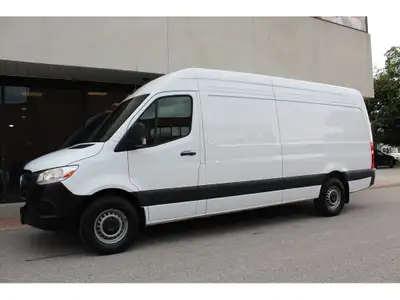 2025 MERCEDES SPRINTER 2500 -- 170 FULL SIZE -- HIGH ROOF -- ECONOMICAL AND POWERFUL HIGH OUTPUT DIE...