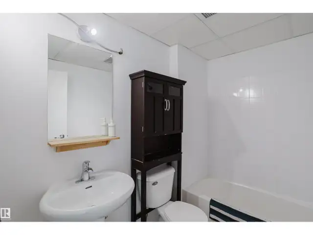#1611 10024 JASPER AV NW Edmonton, Alberta in Condos for Sale in Edmonton - Image 13