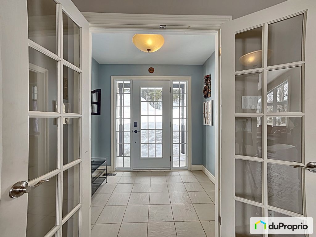 $799,000 - Raised Bungalow for sale in St-Alphonse-Rodriguez — photo 2