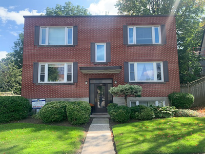 NEXT Open House from Thursday, August 20th and 27th, 4-6PM, and Monday, 4-6PM August 24th,2026. Move...