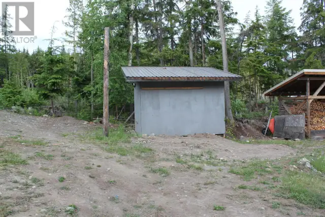 736 BARTLEY Road Nakusp, British Columbia in Land for Sale in Nelson - Image 11