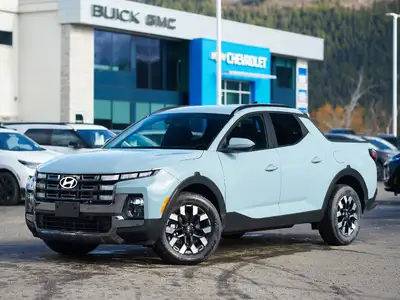 2025 Hyundai Santa Cruz Preferred AWD Only 14,935 km! Overview Why wait for a brand new truck when y...