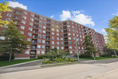 William Apartments - 2 Bedroom available at 55 William Street Ea