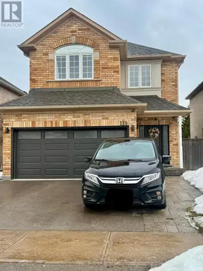 Spotless Detached Home Super Location, Overlooking Park W/Open View (Back On The Park), Easy Access...