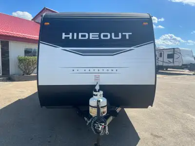 ️ 2022 Keystone Hideout 178RB – Lightweight Couples Trailer – Easy to Tow & Ready to Camp! ️ Looking...