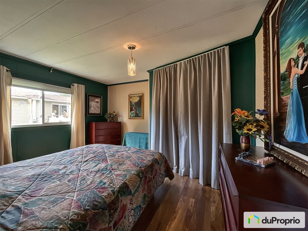$145,000 - Mobile home for sale in St-Nicolas — photo 2