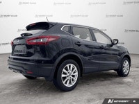 Perfectly designed for city commutes and active lifestyles, this 2023 Nissan Qashqai S offers the id... (image 6)