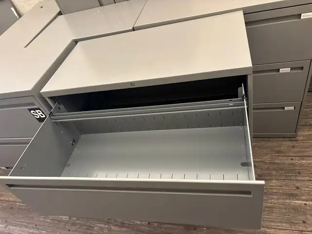 Steelcase 5 Drawer Filing Cabinet / AllSteel 3 Drawer Filings! in Bookcases & Shelving Units in Mississauga / Peel Region - Image 7