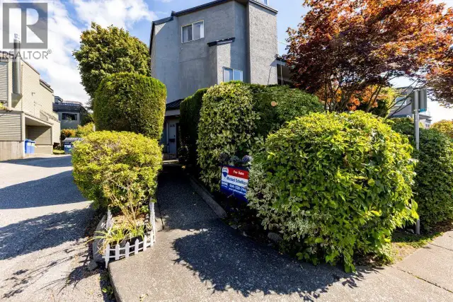 1416 MAHON AVENUE North Vancouver, British Columbia in Condos for Sale in North Shore - Image 38