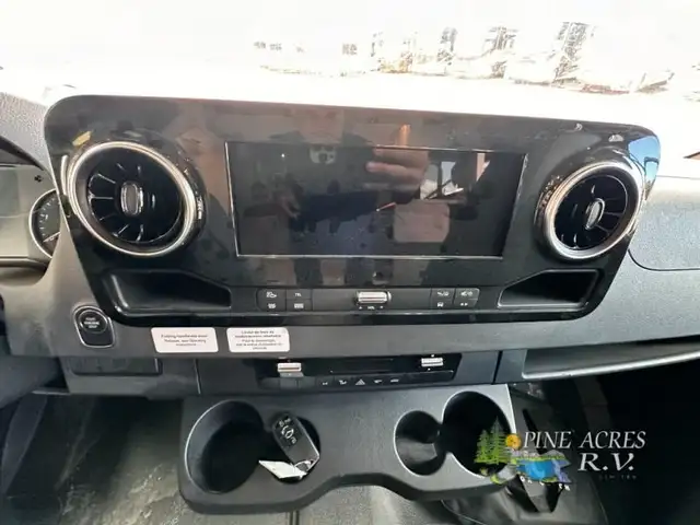 2025 Thor Motor Coach Four Winds Sprinter 24LV - Diesel in RVs & Motorhomes in Moncton - Image 43