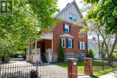 2 - 72 THIRD STREET Collingwood, Ontario