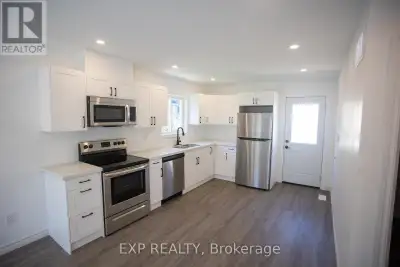Your own private home, no sharing, no noise, no stress! Garden Suite with a high-ceiling Basement. T...