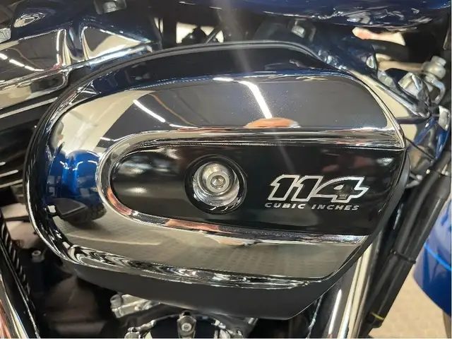 2022 Harley-Davidson Freewheeler CANADIAN TRIKE/LOW KM/$66 WEEKL in Street, Cruisers & Choppers in North Bay - Image 17