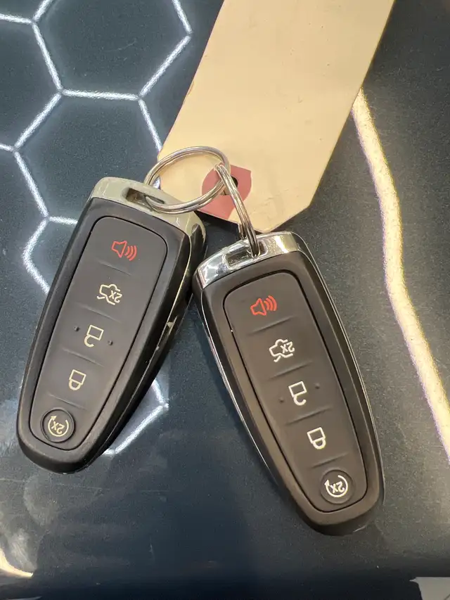 2019 Ford escape AWD 1.5l in Cars & Trucks in Lethbridge - Image 16
