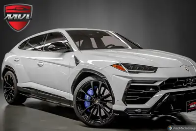 FACTORY OPTION LISTING: 2022 Lamborghini Urus Bianco Monocerus on Nero/Blue Leather interior Bang &...