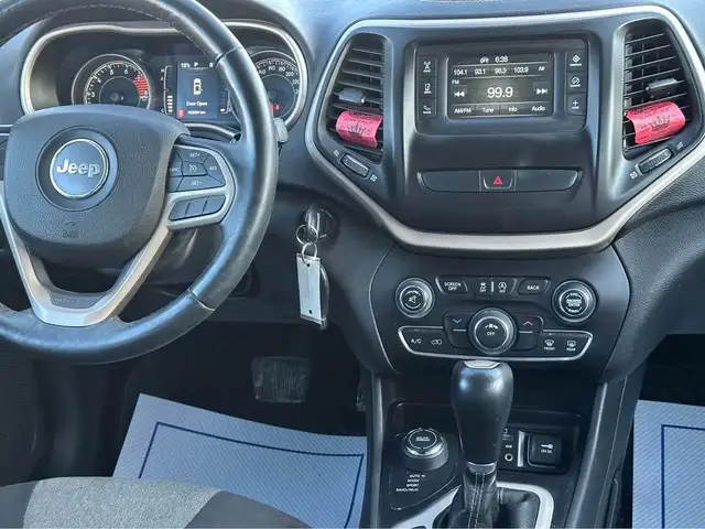 2017 Jeep Cherokee in Cars & Trucks in Winnipeg - Image 13