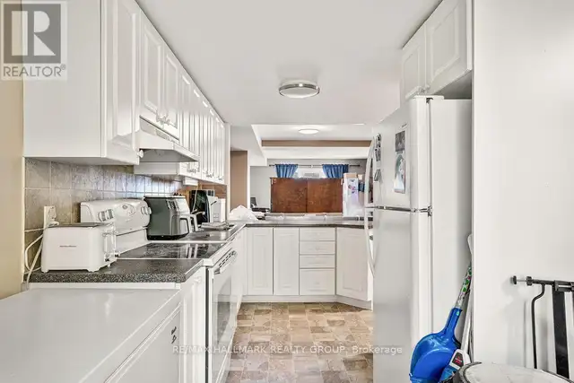 114 BONFIELD PRIVATE Ottawa, Ontario62864391220481123
