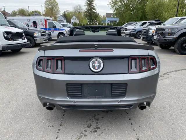 2014 Ford Mustang V6 Premium in Cars & Trucks in Cornwall - Image 5