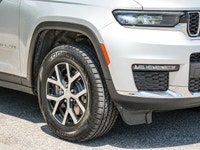 Memory Seat - Heated Seats - Heated Steering Wheel - 4x4 drivetrain for superior traction - Advanced... (image 2)