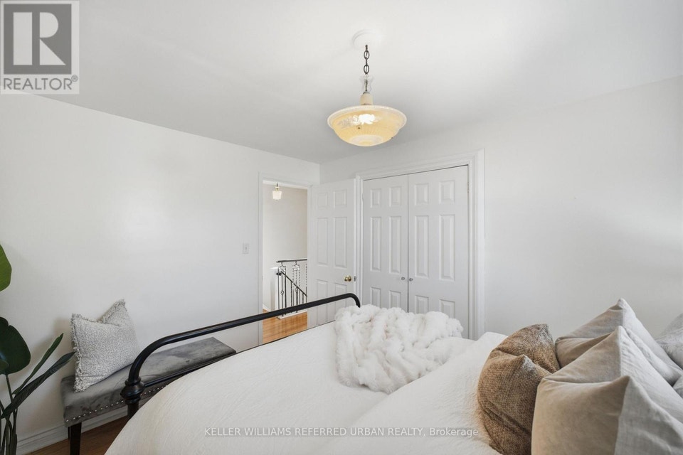 569 Masson Street Oshawa (O'Neill), Ontario, photo 18 of 40