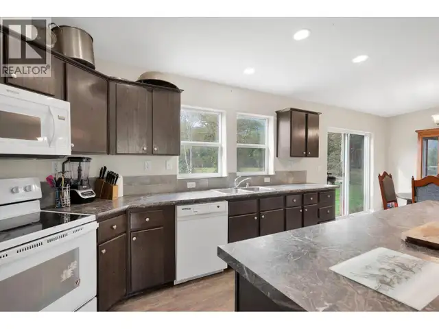 2804 Auldgirth Road Clearwater, British Columbia in Land for Sale in Kamloops - Image 7