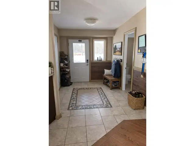 12485 231 Road Dawson Creek, British Columbia in Land for Sale in Dawson Creek - Image 3