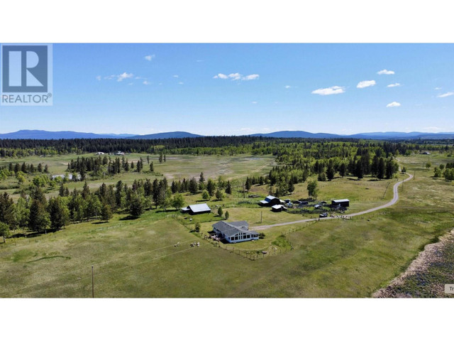 5028 ABEL LAKE ROAD 100 Mile House, British Columbia in Houses for Sale in 100 Mile House