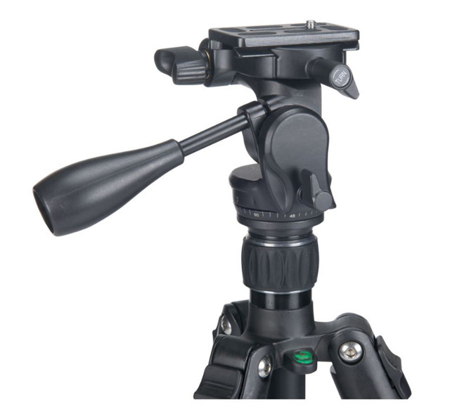 Brand New Platinum Tripod and Monopod Combo, 66.5" in Cameras & Camcorders in Calgary - Image 3