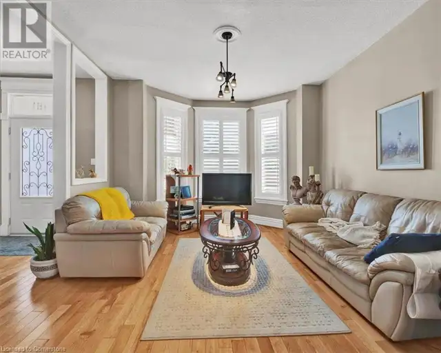161 WENTWORTH Street N Hamilton, Ontario62866661511939123