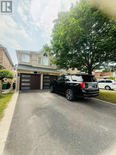 Looking for Families (id:24493) MLS® #W12288940 The trademarks MLS®, Multiple Listing Service® and t...